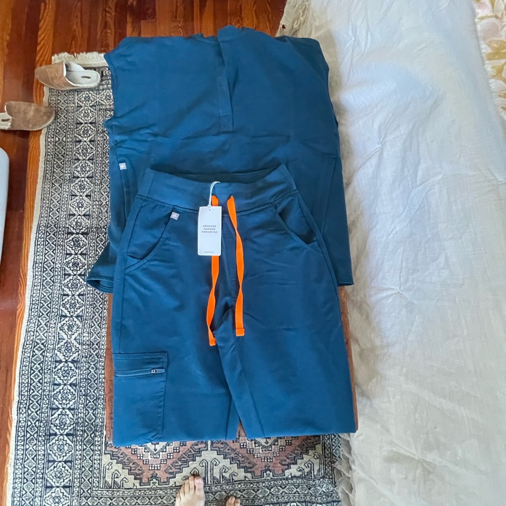 Brand new with tags Figs set